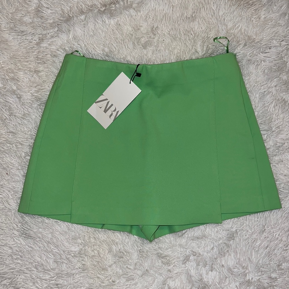 Zara shorts/skirt